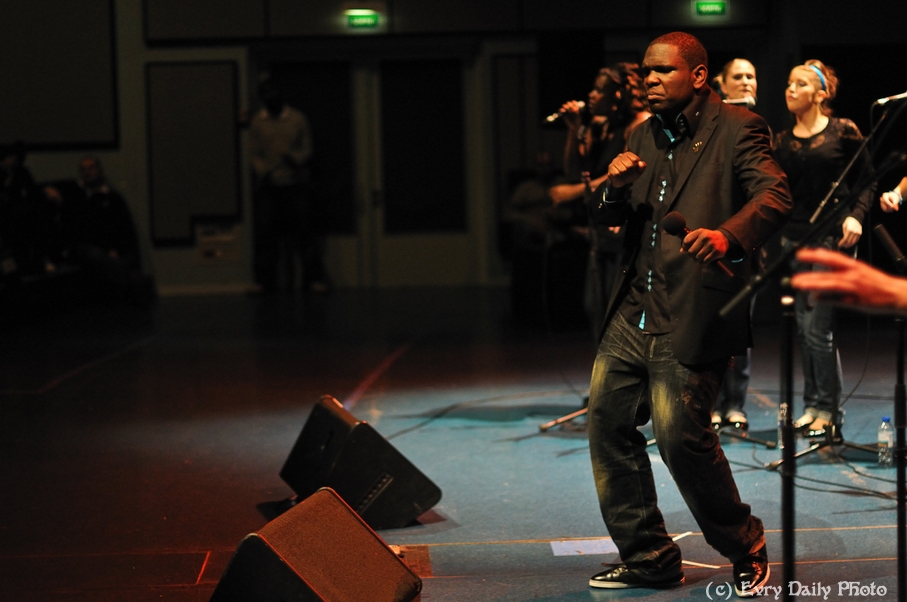 Evry Daily Photo - Telethon Evry 2010 - Concert Evry University Gospel - large - 5243485215.jpg